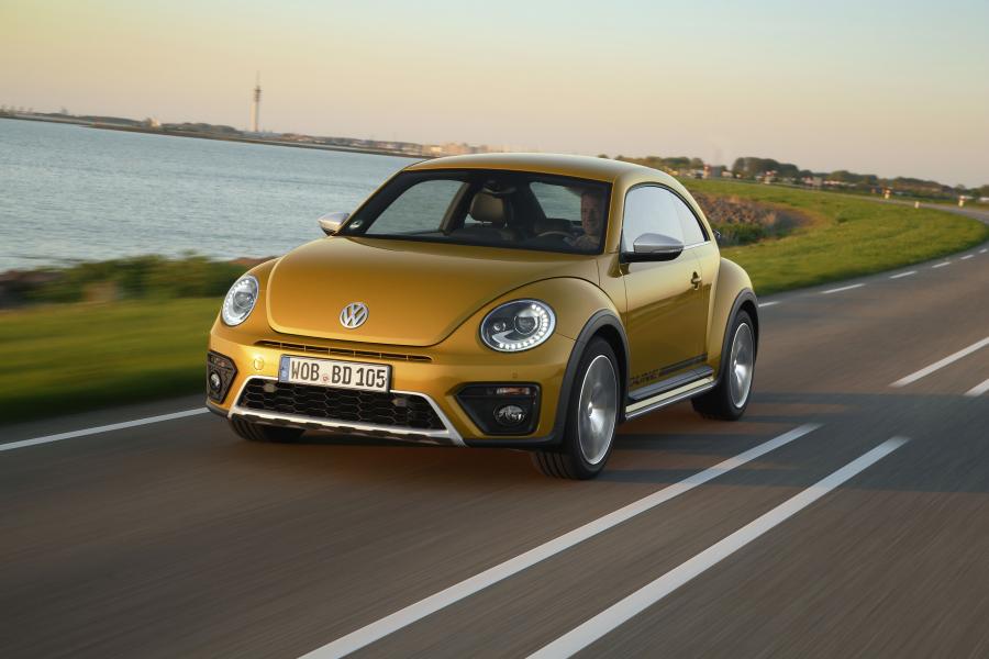  Volkswagen Beetle Dune 2016 года  (фото 6 из 18)